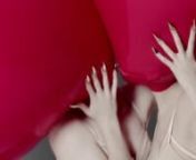 The international symbol of love is realized in erotic, voluptuous form in a visceral short by genre-defying Dutch artist Bart Hess. nRead the full feature on NOWNESS: http://bit.ly/1jVaIRKnnA film by Bart Hess http://barthess.nl/