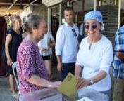 Yeşilçam&#39;ın unutulmaz ismi Fatma Girik, 95 yaşındaki annesi ve kız kardeşiyle birlikte Muğla&#39;nın Bodrum ilçesinde oy kullandı.