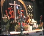 Archive video: H.H.Shri Mataji Nirmala Devi speaking in Hindi at a Sahaja Yoga public program in Dehradun, India. (1992-0405)