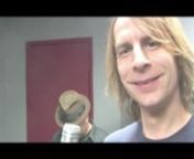 Here&#39;s a quick interview I did with Steve Turner (left) and Mark Arm (right) of the rock n&#39; roll band Mudhoney before they played a show @ the El Rey Theatre in Hollywood on November 14th, 2008. Mudhoney has been one of my favorite bands now for about 15 years and just like fine wine, they get better (and funnier) with age. The best part was not only did Mark and Steve make me laugh and let me ask em a bunch of dumb questions about their band, newest record