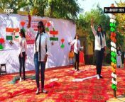 Ai Ab Aunty Ki Bari | Super Hit school Girls Dance from kerala aunty sweeping