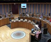 Jane Dodds is pressing the Welsh Government to improve dental services in her region.&#60;br/&#62;The Mid and West Wales MS asked at the Senedd how the Government has increased access to NHS dental care for adults and children.&#60;br/&#62;&#60;br/&#62;Video from Senedd.tv