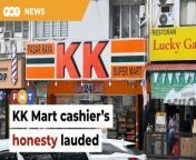 Nirmala Ramoo, who had her wallet returned to her, expresses gratitude that there still are honest people around.&#60;br/&#62;&#60;br/&#62;Read More: https://www.freemalaysiatoday.com/category/nation/2024/04/09/honest-cashier-at-kk-mart-wins-heart-of-customer/&#60;br/&#62;&#60;br/&#62;&#60;br/&#62;Laporan Lanjut: https://www.freemalaysiatoday.com/category/bahasa/tempatan/2024/04/09/juruwang-kk-mart-jujur-pulangkan-dompet-pelanggan/&#60;br/&#62;&#60;br/&#62;Free Malaysia Today is an independent, bi-lingual news portal with a focus on Malaysian current affairs.&#60;br/&#62;&#60;br/&#62;Subscribe to our channel - http://bit.ly/2Qo08ry&#60;br/&#62;------------------------------------------------------------------------------------------------------------------------------------------------------&#60;br/&#62;Check us out at https://www.freemalaysiatoday.com&#60;br/&#62;Follow FMT on Facebook: https://bit.ly/49JJoo5&#60;br/&#62;Follow FMT on Dailymotion: https://bit.ly/2WGITHM&#60;br/&#62;Follow FMT on X: https://bit.ly/48zARSW &#60;br/&#62;Follow FMT on Instagram: https://bit.ly/48Cq76h&#60;br/&#62;Follow FMT on TikTok : https://bit.ly/3uKuQFp&#60;br/&#62;Follow FMT Berita on TikTok: https://bit.ly/48vpnQG &#60;br/&#62;Follow FMT Telegram - https://bit.ly/42VyzMX&#60;br/&#62;Follow FMT LinkedIn - https://bit.ly/42YytEb&#60;br/&#62;Follow FMT Lifestyle on Instagram: https://bit.ly/42WrsUj&#60;br/&#62;Follow FMT on WhatsApp: https://bit.ly/49GMbxW &#60;br/&#62;------------------------------------------------------------------------------------------------------------------------------------------------------&#60;br/&#62;Download FMT News App:&#60;br/&#62;Google Play – http://bit.ly/2YSuV46&#60;br/&#62;App Store – https://apple.co/2HNH7gZ&#60;br/&#62;Huawei AppGallery - https://bit.ly/2D2OpNP&#60;br/&#62;&#60;br/&#62;#FMTNews #KKMart #LuckyGarden #WinsCustomerHeart