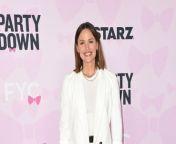 Jennifer Garner is to star in and produce Netflix festive film &#39;Mrs. Claus&#39;, which will also be produced by Reese Witherspoon, who provided the original idea for the movie.