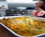 If your backyard cookout is in need of a comforting and cheesy casserole, then you’re in luck! In this video, Nicole shows you how to make this special side recipe for Tennessee Onions. Combine rich melted butter, handfuls of shredded cheese, and round aromatic onion slices into a baking dish with fresh herbs sprinkled throughout. Bake this affordable and easy dish in the oven until melted and bubbly.