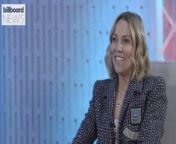 Sheryl Crow talks about performing “If It Makes You Happy” with Olivia Rodrigo at her Nashville show and releasing a new album ‘Evolution’, after announcing that ‘Threads’ would be her last album in 2019. On the album she tackles issues she’s passionate about most notably, artificial intelligence and how it’s going to change the music industry. She opens up about the collaborations with Peter Gabriel on “Digging In the Dirt,” Tom Morello from Rage Against the Machine on the title track “Evolution” and the past collabs she’s done that she’s most proud of, her favorite Sheryl Crow cover and more!