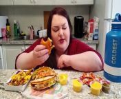 Foodie Beauty, Trailer Trash Tammy &amp; Amberlynn Reid sharing their favorites from Taco Bell.
