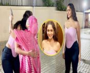 Mrunal Thakur is always sweet to her fans as the artist was spotted hugging an older lady at the premiere event of &#39;Do Aur Do Pyaar&#39;. The Sita Ramam actress was seen gearing a pretty-pink outfit for the cinematic evening.