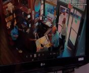 David Tepper confronts restaurant with “Let the coach and GM pick this year” sign from gm f8mfeze0