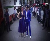 Bigg Boss 17 Fame Abhishek Kumar and Mannara Chopra Posing together at Dance Deewane Season 4, Viral Video.Watch Out&#60;br/&#62;&#60;br/&#62;#MannaraChopra #AbhishekKumar #ViralVideo #DanceDeewane4