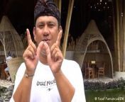 Being deaf didn&#39;t stop Arie Wahyu Cahyadi from becoming a tour guide. He learned international sign language and started showing deaf tourists his beautiful island.