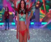 Monica Mitro and collection creative director Sophia Neophitou share the inspiration behind the runway trends for the 2013 Victoria&#39;s Secret Fashion Show.