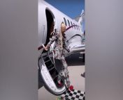 Gwen Stefani arrives at Coachella on private jet ahead of No Doubt reunion Gwen Stefani