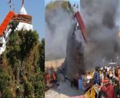 Nainital Garjia Temple Fire: रामनगर के गर्जिया मंदिर परिसर में अचानक आग लग गई। आग लगने से गर्जिया मंदिर परिसर में लगाए गए प्रसाद की दुकानें जलकर राख हो गई। इस दौरान भक्तों में अफरा-तफरी मच गई। सूचना पर पहुंची फायर बिग्रेड की टीम ने कड़ी मशक्कत के बाद आग पर काबू पाया। फिलहाल, कोई जनहानि की सूचना नहीं है। &#60;br/&#62;Nainital Garjia Temple Fire: A sudden fire broke out in the Garjia Temple complex of Ramnagar. Due to the fire, the Prasad shops set up in the Garjiya temple premises were burnt to ashes. During this time there was chaos among the devotees. The fire brigade team reached the spot after receiving information and brought the fire under control after a lot of effort. At present, there is no report of any casualty. &#60;br/&#62; &#60;br/&#62; &#60;br/&#62;#Uttarakhand#ramnagar#GarjiyaDeviTemple &#60;br/&#62;&#60;br/&#62;~HT.97~ED.284~PR.115~