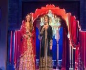 The trailer of Sanjay Leela Bhansali&#39;s digital debut &#39;Heeramandi&#39; premiered at a lavish event attended by the series&#39; cast on Tuesday. Sonakshi Sinha, Richa Chadha, Fardeen Khan, and other celebrities graced the red carpet, exuding regal charm.&#60;br/&#62;&#60;br/&#62;#heeramanditrailer #sonakshisinha #aditiraohydari #manishakoirala #Heeramandi #HeeramandiSeries #SanjayLeelaBhansali #SLB #Bollywood #viralvideo #trending #ians