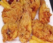 KFC style Fried Chicken Recipe &#124; Chicken Fry &#124; Crispy Fried Chicken Recipe &#124; How to make KFC at home&#60;br/&#62;Chickenfry #KFCstyle #kidsrecipes #tiffinbox #friedchicken #friedchickenrecipe #howtomakefriedchicken #chickenfrykfc #howtomakekfcathome #crispyfriedchickenrecipe #chicken #chickenrecipe#pakistanirecipe #friedchickenrecipeeasy #zingerchicken #kfcchicken #chickenbroastrecipe #chickenrecipes #recipes #starter #dawat #streedfood #restrauntstylechickenfry #dawatmenu #eidspecialrecipes #hindirecipes #urdurecipe #easyrecipe &#60;br/&#62;#lajawabkhanaswadkanazrana #LKSKN&#60;br/&#62;Please Like, Share and Subscribe our channel.&#60;br/&#62;&#60;br/&#62;Ingredients for KFC Style chicken fry-&#60;br/&#62;Chicken 500 gram (With or Without bone)&#60;br/&#62;Ginger Paste 1tsp&#60;br/&#62;Garlic paste 1tsp &#60;br/&#62;Crushed Green chilli 1tsp &#60;br/&#62;Salt 1/2 tsp&#60;br/&#62;Red chilli powder 1/2tsp &#60;br/&#62;Black pepper powder 1/4tsp &#60;br/&#62;Tomato kechup 1 tsp&#60;br/&#62;Soy Sauce 1/2 tsp &#60;br/&#62;Venegar 1tsp &#60;br/&#62;Curd 2 tbsp &#60;br/&#62;Garam masala 1/2 small spoon &#60;br/&#62;All purpose flour 1.5 to 2 cup&#60;br/&#62;Corn flour 4 Tbsp&#60;br/&#62;Salt 1/2 tsp&#60;br/&#62;Garlic Powder 1/2 tsp&#60;br/&#62;Ginger powder 1/2 tsp&#60;br/&#62;Turmeric 1/4 tsp&#60;br/&#62;Baking powder 1/2tsp &#60;br/&#62;Black pepper powder 1small spoon&#60;br/&#62;&#60;br/&#62;E-Mail:lajawabkhana1@gmail.com&#60;br/&#62;Follow me on Facebook:&#60;br/&#62;https://www.facebook.com/profile.php?id=100084544964648&amp;mibextid=ZbWKwL&#60;br/&#62;&#60;br/&#62;Follow me on Instagram:&#60;br/&#62;https://www.instagram.com/invites/contact/?i=1ul7ccvuzvs9e&amp;utm_content=p6f3s80&#60;br/&#62;Thanks for watching.&#60;br/&#62;KFC style Fried Chicken Recipe, Chicken Fry, Crispy Fried Chicken Recipe,How to make KFC at home, Kentucky Fried Chicken, Spicy Crispy chicken fry, crispy fried chicken recipe, extra crispy fried chicken zinger chicken recipe, chicken broast recipe, crispy chicken recipe, fry chicken recipe, fry chicken banane ka tarika, simple fried chicken recipe, &#60;br/&#62;easy recipes, healthy vreakfast, dinner ideas, healthy meals, healthy recipes, street food, quick and easy, mirchi, Instant dinner, chilli recipes, today recipe, spicy recipe, delicious chicken recipe for dinner in 30 minutes, restaurant style, restaurant recipe, hot spicy recipe, village, easy to make recipe, food, indian recipes, homemade, cooking, instant breakfast recipej, Indian style recipe, 5 minutes breakfast recipes, Indian famous street food, nashta recipe, fast food, appetizer recipes, recipes for children, famous recipe, kids favourite, favourite recipes, new dishes recipe, easy and cheap recipes, home cooking recipes, chef recipes, Party recipes,