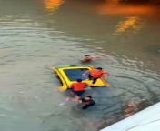 Shahvez Khan, a trainee audit in Dubai, has captured the hearts of many with his brave actions during Tuesday&#39;s unprecedented flood. Esha D Souza, CEO and Partner at Corporate Group, shared a gripping video on LinkedIn, showcasing her teammate&#39;s daring rescue mission.
