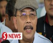 There has only been one case of the Election Offences Act being breached so far during the Kuala Kubu Baharu by-election, says the Election Commission (EC).&#60;br/&#62;&#60;br/&#62;EC chairman Tan Sri Abdul Ghani Salleh said the case involved a man displaying an image of His Majesty Sultan Ibrahim, King of Malaysia, during the campaign period.&#60;br/&#62;&#60;br/&#62;The man has since been sentenced to a month’s jail and fined RM3,000.&#60;br/&#62;&#60;br/&#62;Read more at https://shorturl.at/fjDGT&#60;br/&#62;&#60;br/&#62;WATCH MORE: https://thestartv.com/c/news&#60;br/&#62;SUBSCRIBE: https://cutt.ly/TheStar&#60;br/&#62;LIKE: https://fb.com/TheStarOnline